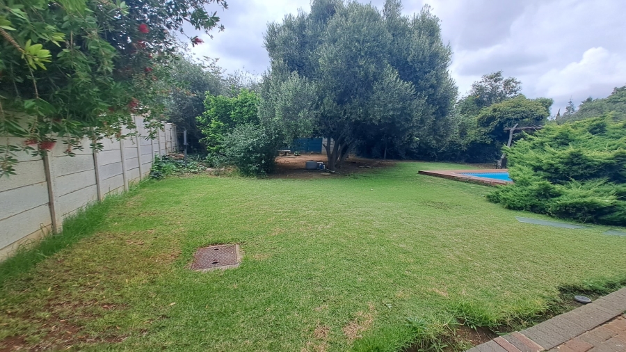 5 Bedroom Property for Sale in Universitas Ridge Free State